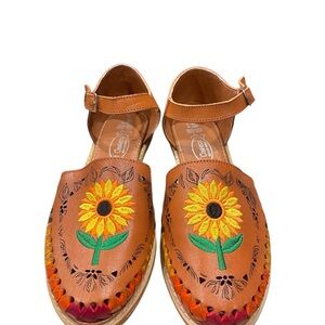 Brown Sunflower Embroidered Women's Shoes